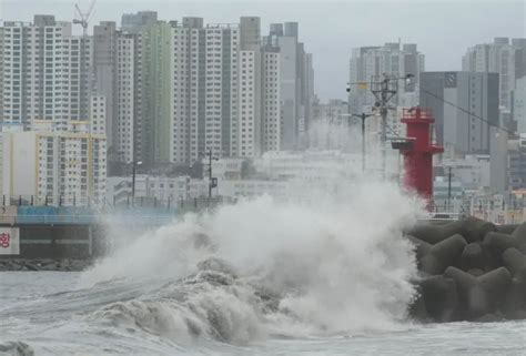 韓國颱風2023|早安·世界｜颱風“卡努”登陸韓國，多地出現強風降